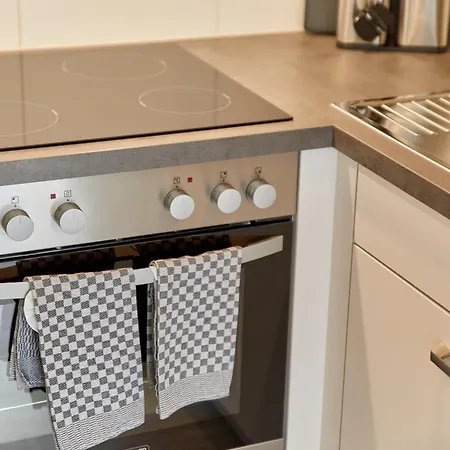 Emma * 贝恩卡斯特尔-屈斯